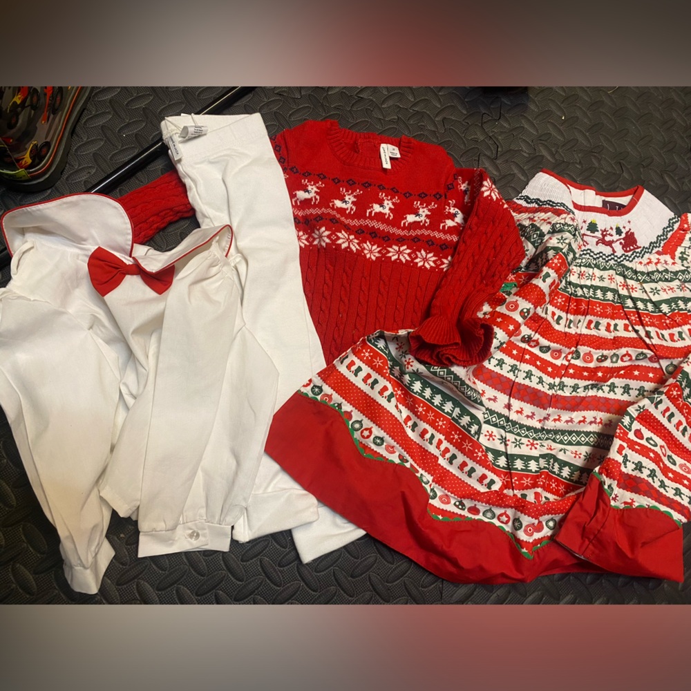 2t holiday Christmas clothing bundle